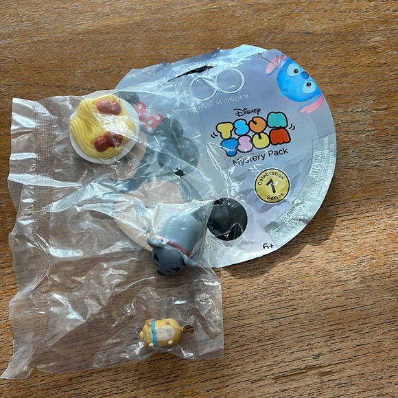 Disney Other - Disney Tsum Tsum 100 years of wonder mystery pack - lady and the tramp